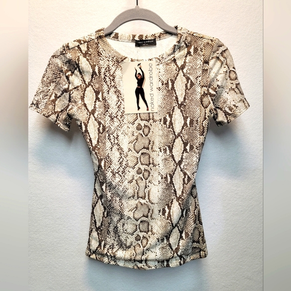 naked wardrobe Tops - NWT Naked Wardrobe small short sleeve print crewneck top in nude snake skin.
